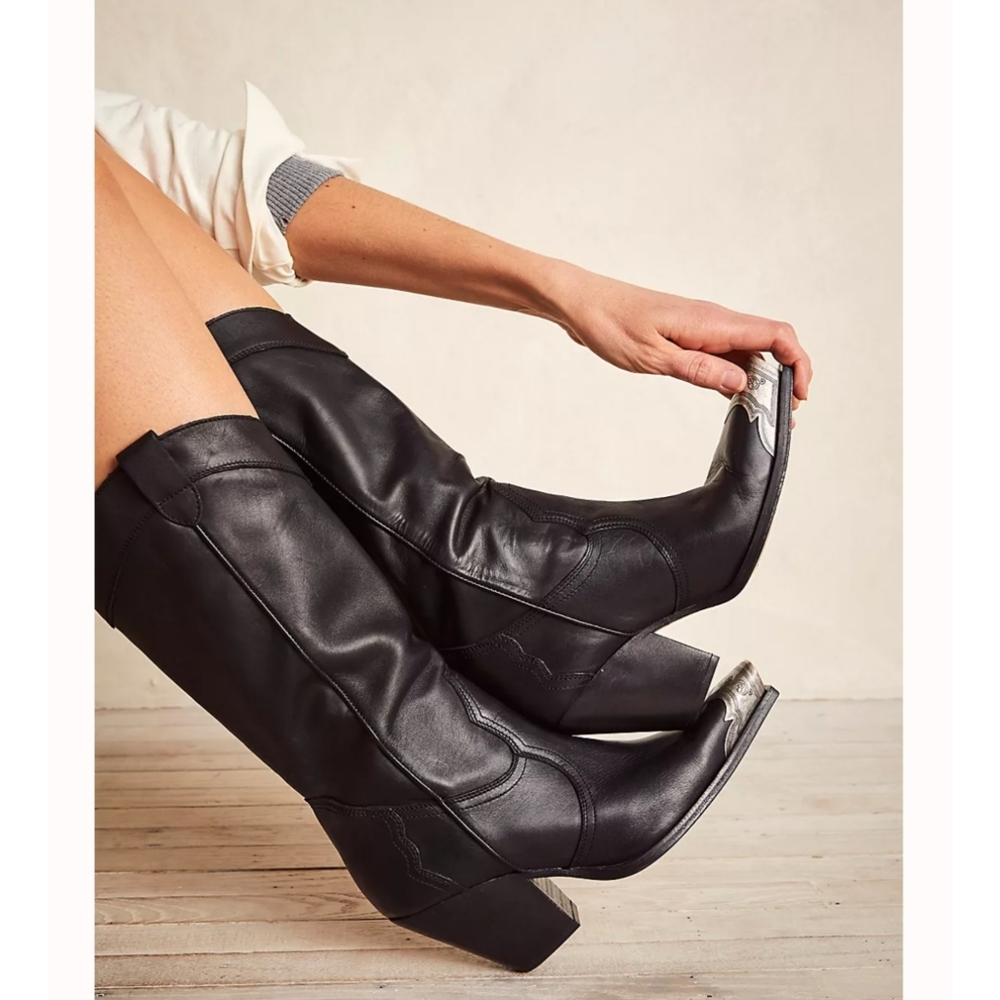 Women’s Black Leather Western Boots